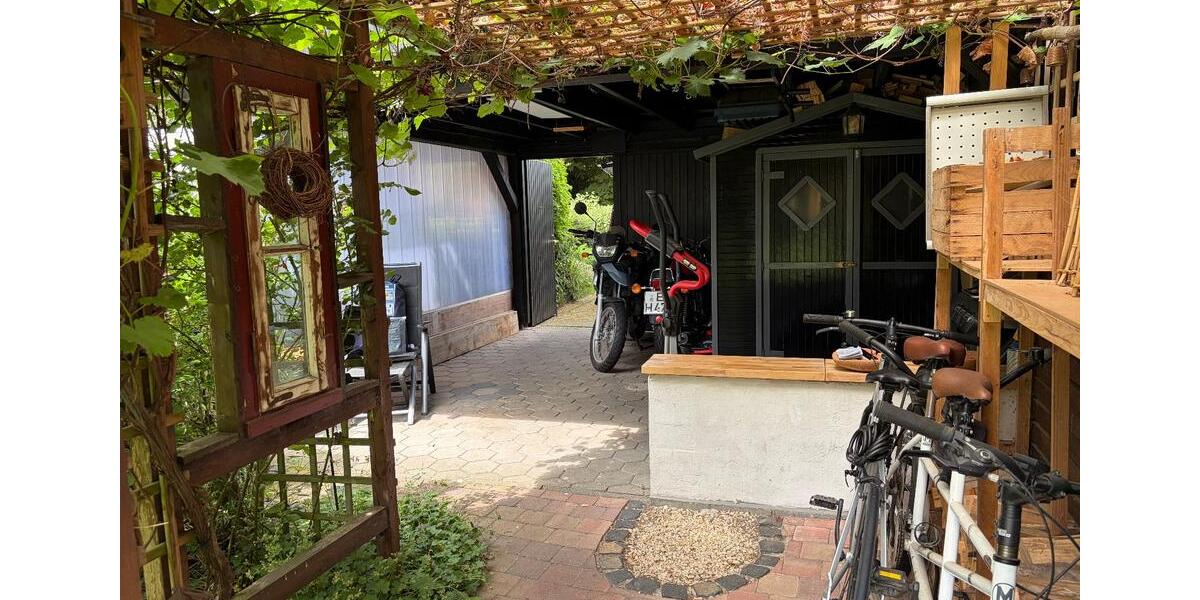 Reihenhaus Essen Huttrop - 3 Zimmer, 123 m&sup2;, 1.800&euro; | Angebot:27615081