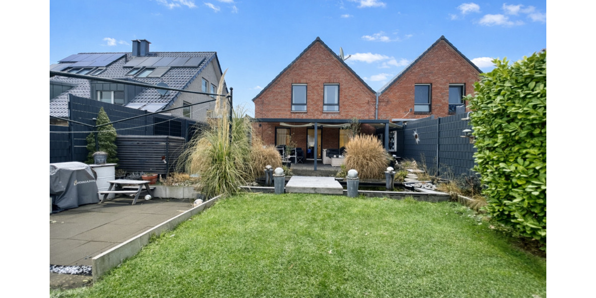 Doppelhaushälfte Oberhausen Schmachtendorf - 5 Zimmer, 136 m&sup2;, 569.000&euro; | Angebot:25339867