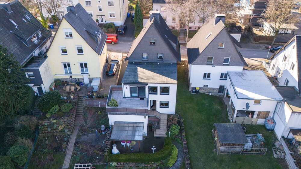 Einfamilienhaus Heiligenhaus - 5 Zimmer, 190 m&sup2;, 430.000&euro; | Angebot:26972842