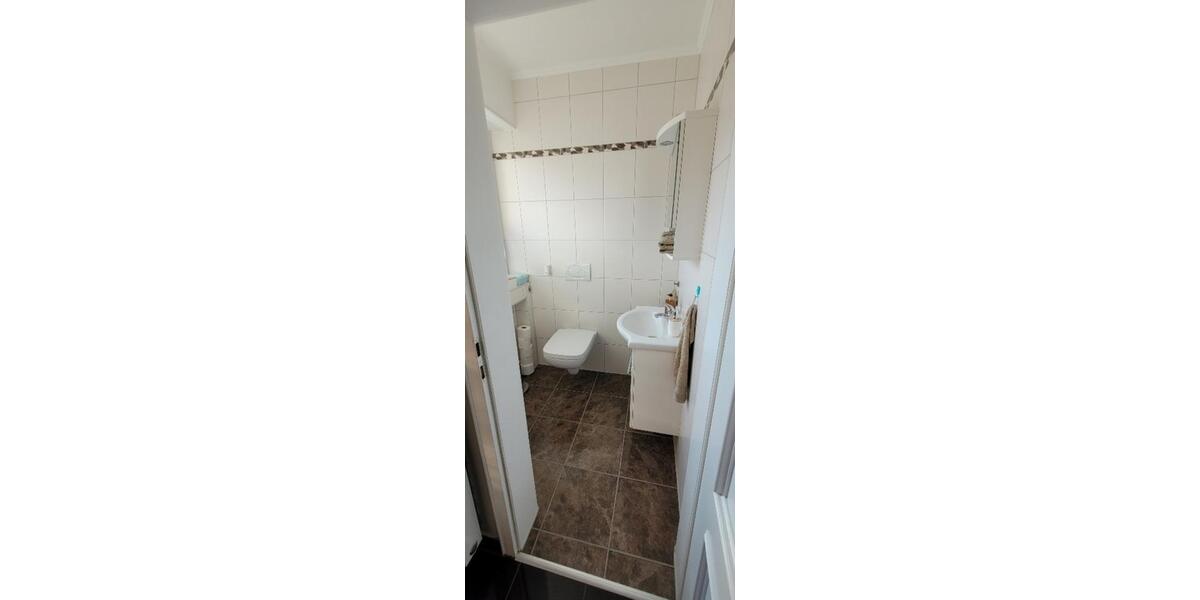 Einfamilienhaus Dinslaken Hiesfeld - 7 Zimmer, 140 m&sup2;, 590.000&euro; | Angebot:25831753