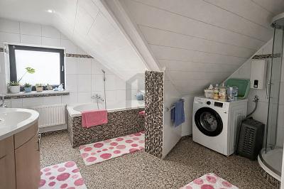 CHARMANT MIT VIEL PLATZ UND LICHT - Maisonettenwohnung Oberhausen | Angebot:26918155