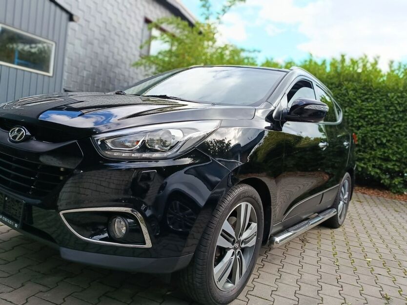 Hyundai ix35 159.289 km 11.000 € Mülheim 45476