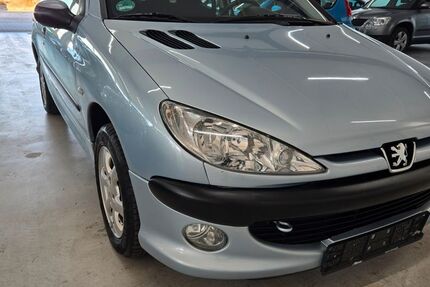Peugeot 206 76.599 km 3.499 &euro; Rheinberg 47495