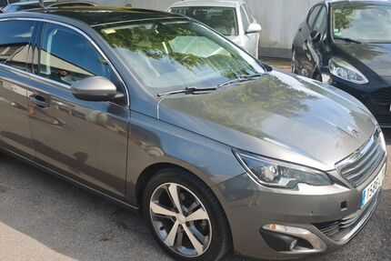 Peugeot 308 202.000 km 6.990 &euro; Essen 45136