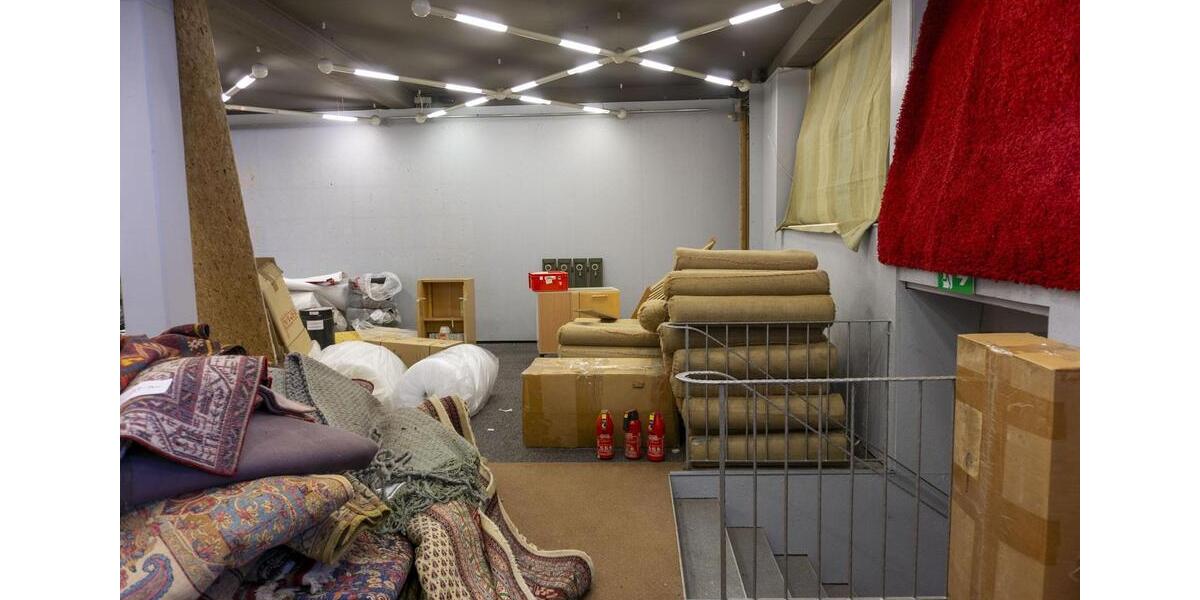 Gewerbeimmobilie, nutzbar als Ladenlokal, Ausstellungsfläche, Praxis zimmer