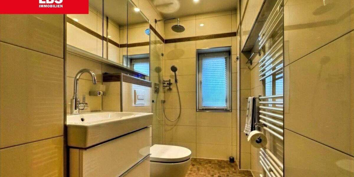 Erdgeschosswohnung mit Wintergarten, Garten und Garage in Dorsten-Feldmark 2 zimmer