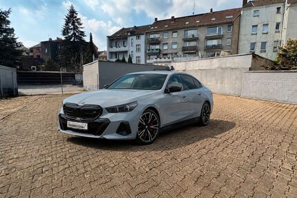 BMW i5 53.119 km 52.500 &euro; Duisburg 47137