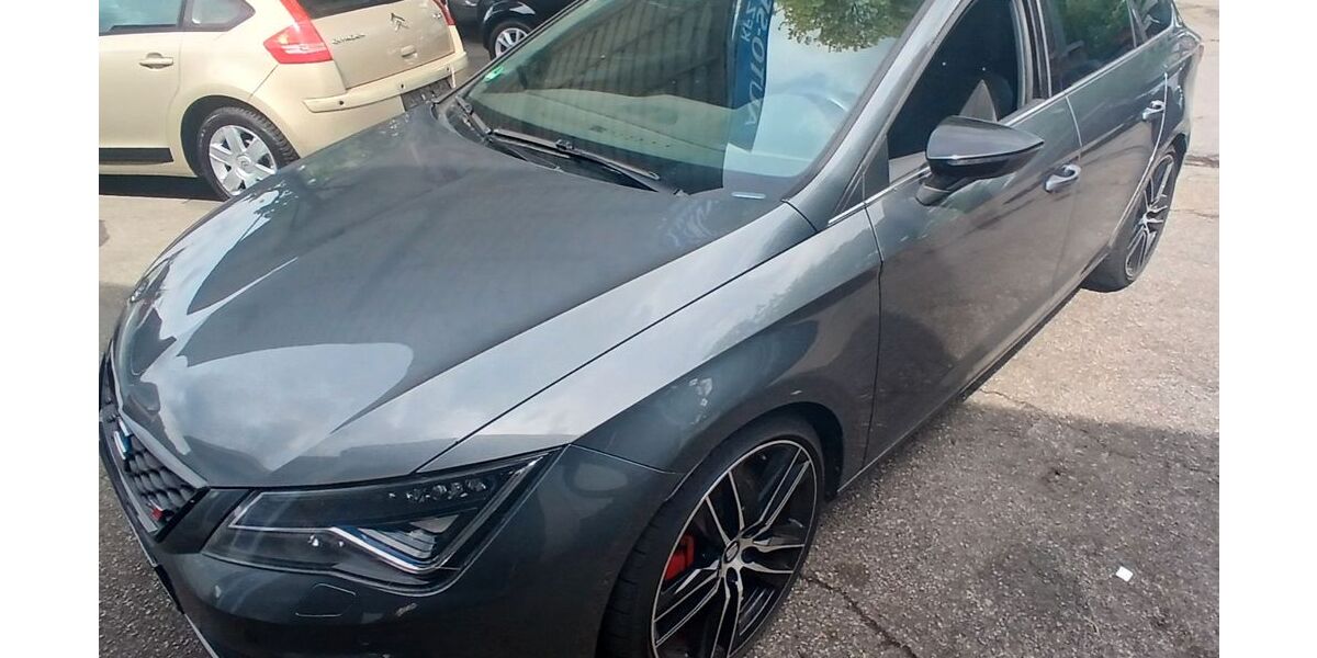 Seat Leon 200.000 km 11.900 &euro; Duisburg 47249