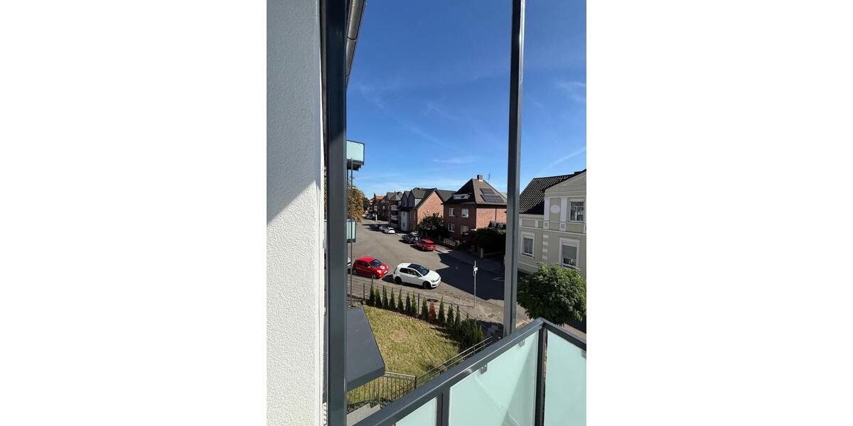 Top-Investment in Moers – saniertes Mehrfamilienhaus, provisionsf zimmer