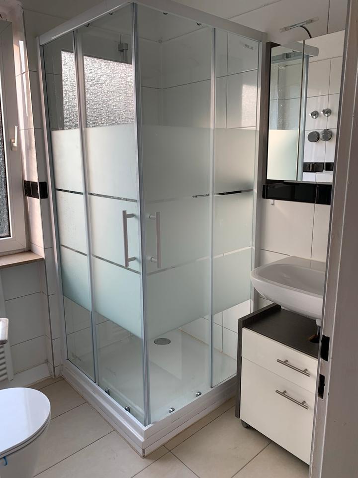 Sanierte zwei 2,5 Zimmer Wohnung mit Terrasse