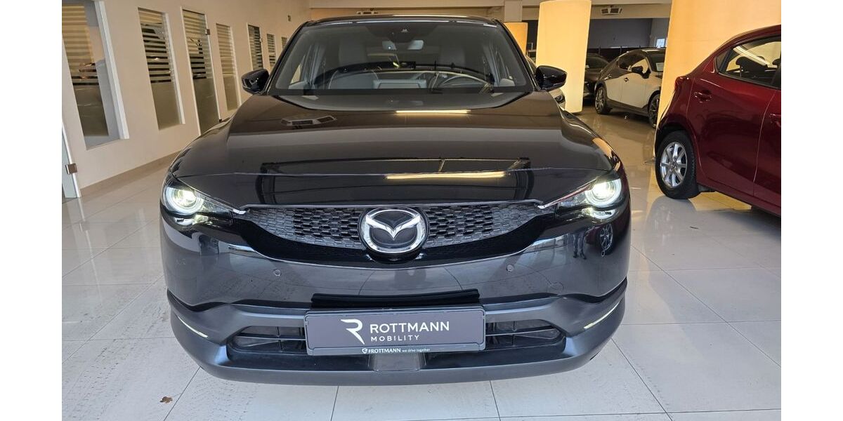 Mazda MX-30 24.044 km 17.990 &euro; Oberhausen 46149