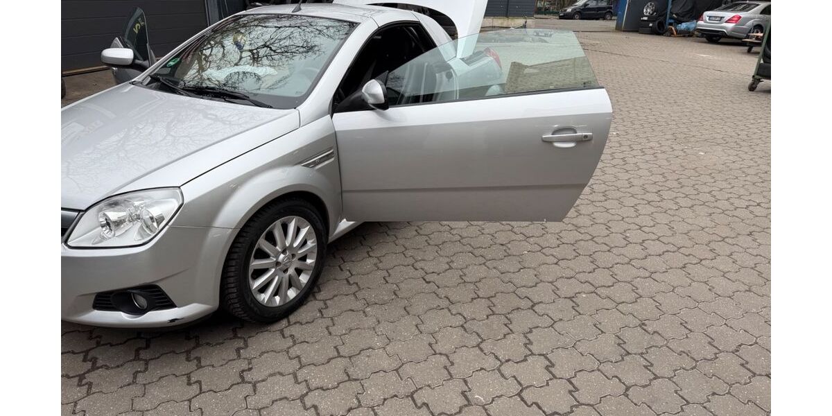 Opel Tigra 79.281 km 3.500 &euro; Duisburg 47228