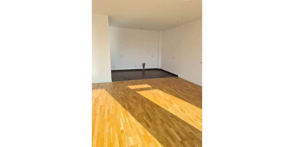 Etagenwohnung Moers Moers-Mitte - 3 Zimmer, 94 m&sup2;, 999&euro; | Angebot:24802682