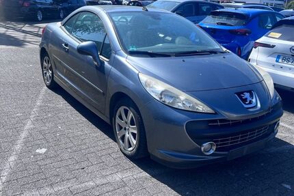 Peugeot 207 213.000 km 1.500 &euro; Gelsenkirchen 45892