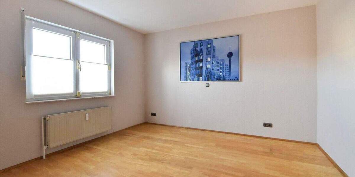 Etagenwohnung Duisburg / Rahm Rahm - 4 Zimmer, 108 m&sup2;, 329.000&euro; | Angebot:25801088
