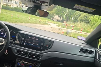 VW Taigo 37.000 km 20.750 &euro; Duisburg 47226