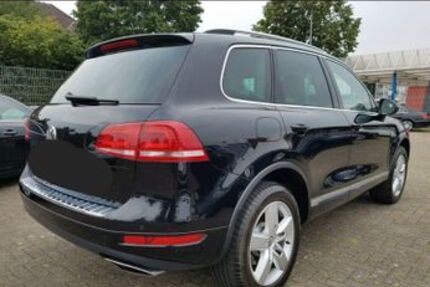VW Touareg 170.000 km 16.500 € Duisburg 47059
