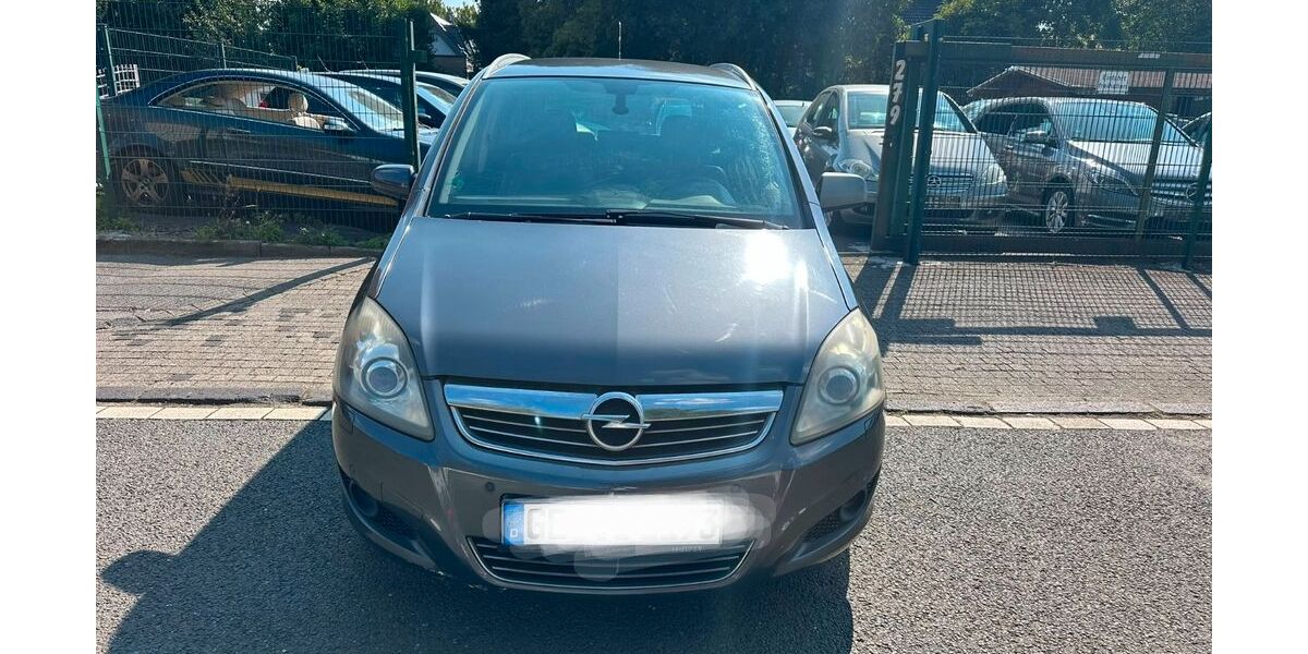 Opel Zafira 130.000 km 2.999 &euro; Essen 45359
