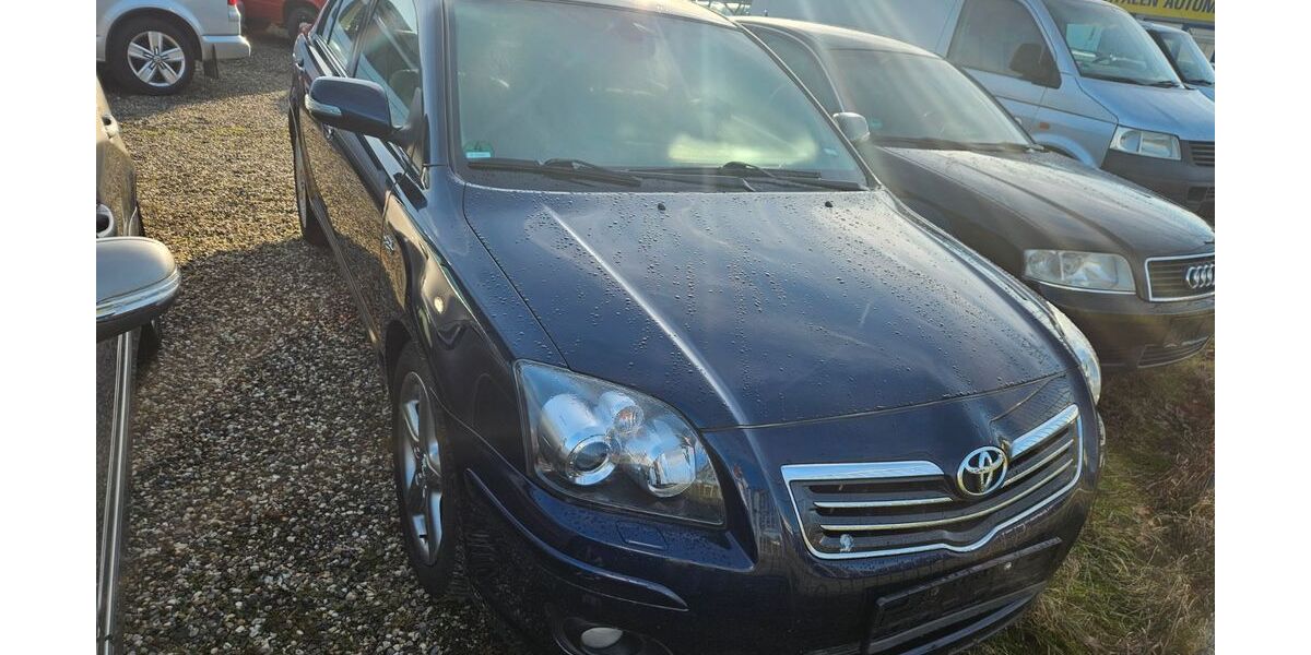 Toyota Avensis 200.000 km 3.350 &euro; Rheinberg 47495