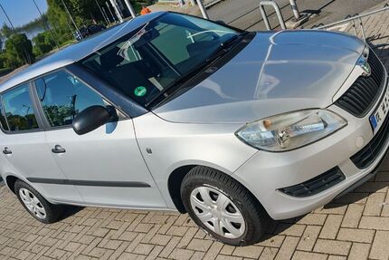 Skoda Fabia 164.000 km 2.850 &euro; essen 45257