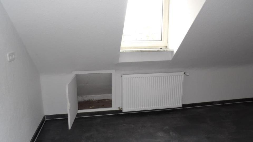 4 Zimmer - schnuckelig aufgeteilt ? Bitte sehr ! :-) Frei ab sofort, provisionsfrei ! zimmer