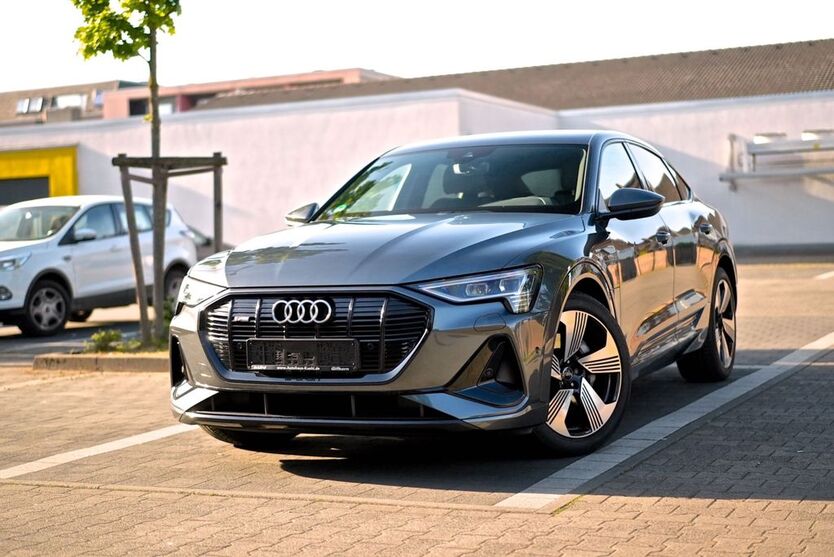 Audi e-tron 74.978 km 26.980 € Moers 47443