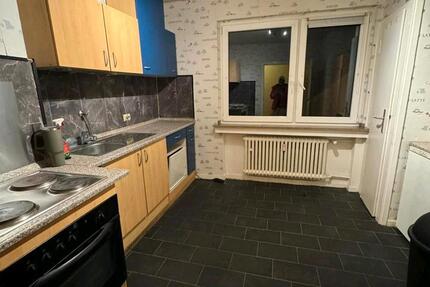 wohnung zuvermieten 70. m2 Ab 111 ist frei zimmer