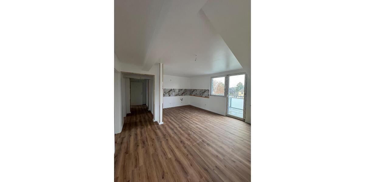 Etagenwohnung Bottrop Ebel - 3 Zimmer, 73 m&sup2;, 900&euro; | Angebot:25061923