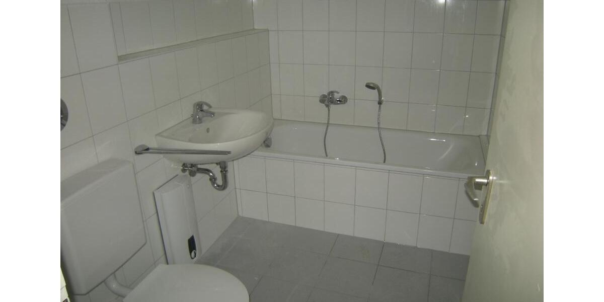 Erdgeschoßwohnung Gelsenkirchen Rotthausen - 3.5 Zimmer, 78 m&sup2;, 507&euro; | Angebot:26343761