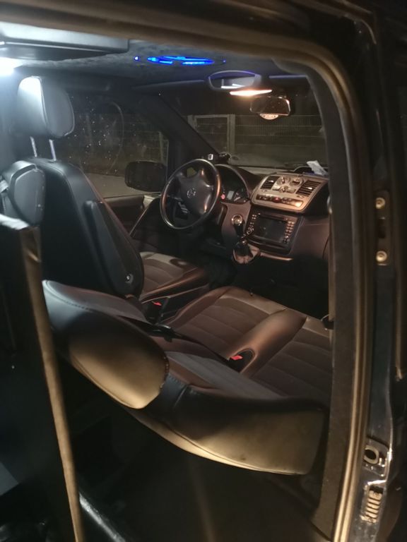 Mercedes-Benz Vito 235.000 km 20.000 € Recklinghausen 45661