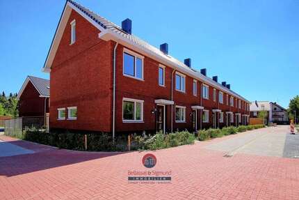 Haus zum Mieten in Moers 1.215,66 € 90.07 m²