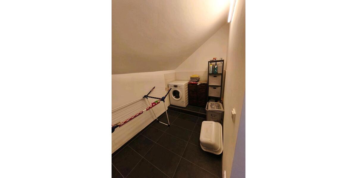 Dachgeschoßwohnung Witten Heven - 4.5 Zimmer, 92 m&sup2;, 1.000&euro; | Angebot:25225258