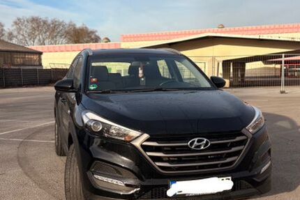 Hyundai TUCSON 80.000 km 13.999 &euro; Duisburg 47228
