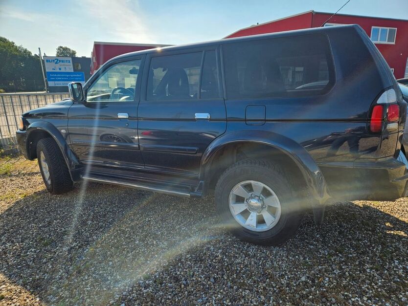 Mitsubishi Pajero 220.000 km 6.980 € Rheinberg 47495