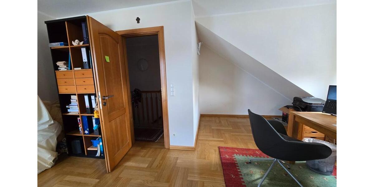 Doppelhaushälfte Essen Stadtbezirk IV - 6.5 Zimmer, 149 m&sup2;, 1.659&euro; | Angebot:25993241