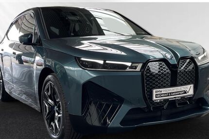 BMW iX 13.121 km 73.400 € Moers 47441