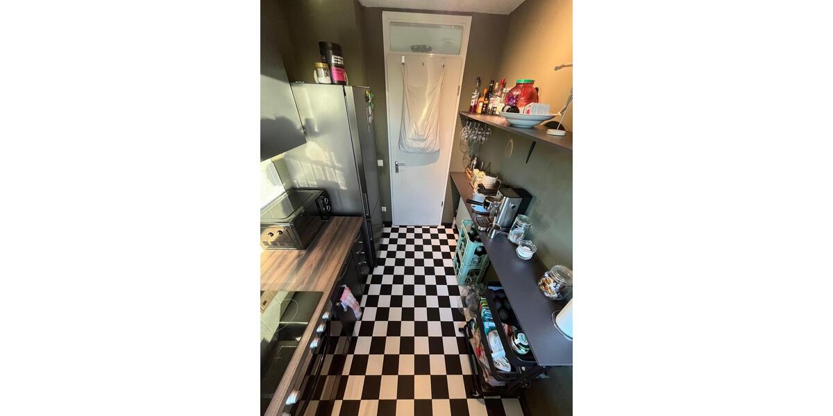 Zu vermieten „Eigentumswohnung“ mit Fahrstuhl und Tiefgarage 2 zimmer