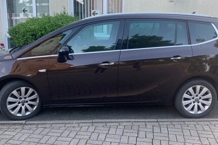 Opel Zafira Tourer C 163.000 km 10.000 € Castrop-Rauxel 44575