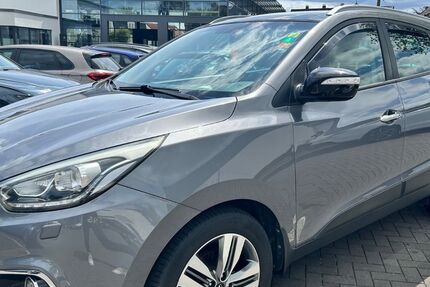 Hyundai ix35 192.000 km 9.500 &euro; Marl 45772