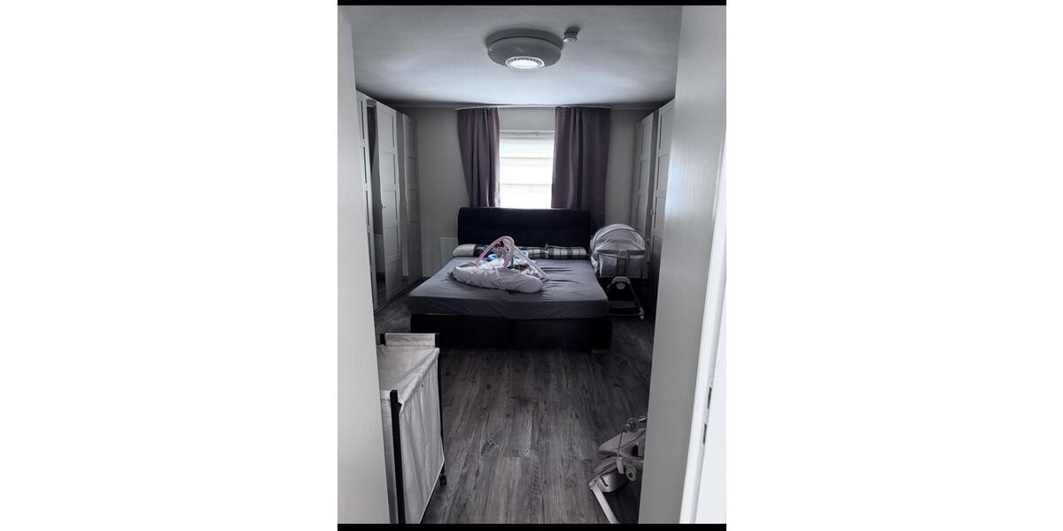 Reihenhaus Gelsenkirchen Rotthausen - 7 Zimmer, 155 m&sup2;, 1.478&euro; | Angebot:26261673