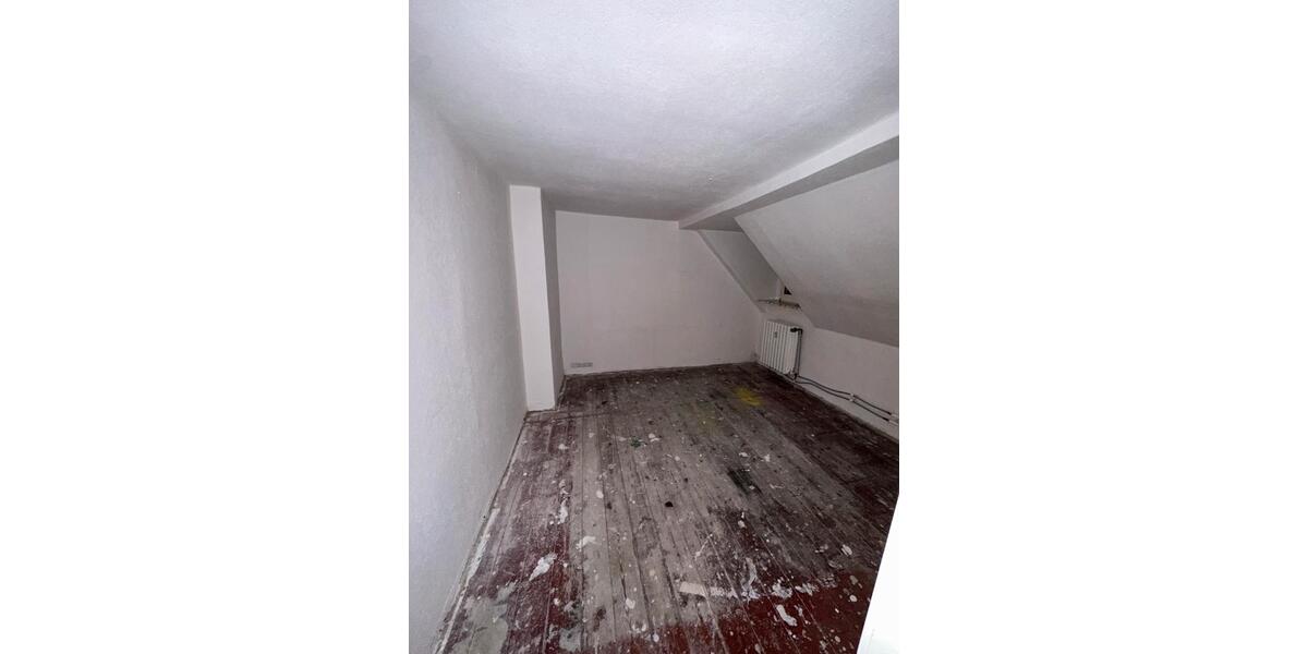 Dachgeschoßwohnung Gladbeck Brauck - 3.5 Zimmer, 85 m&sup2;, 650&euro; | Angebot:27549557