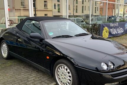 Alfa Romeo Spider 51.520 km 13.490 € Düsseldorf 40591