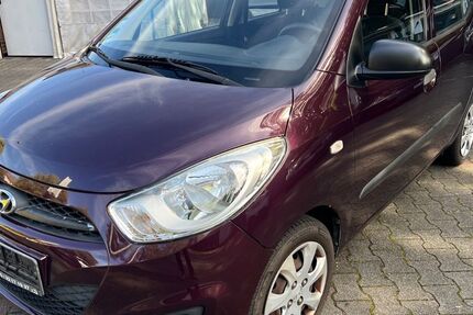 Hyundai i10 113.000 km 3.490 &euro; Gelsenkirchen 45899