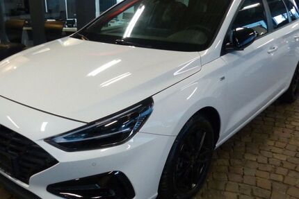 Hyundai i30 32.678 km 16.550 &euro; Gelsenkirchen 45888