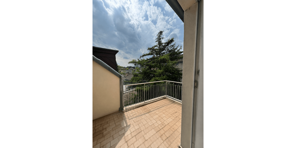 Etagenwohnung Essen Stadtkern - 4 Zimmer, 73 m&sup2;, 642&euro; | Angebot:27167014