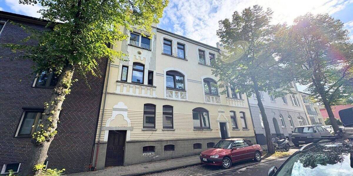 Charmante 5,5-Zimmer Wohnung mit eigenem Garten 5 zimmer