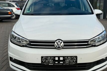 VW Touran 97.735 km 17.790 &euro; Duisburg 47169