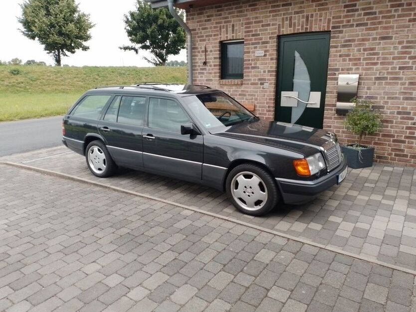 E 220