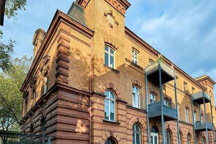 Historie trifft Flexibilität - Einzigartige Gewerbefläche in denkmalgeschütztem Ambiente 2 zimmer