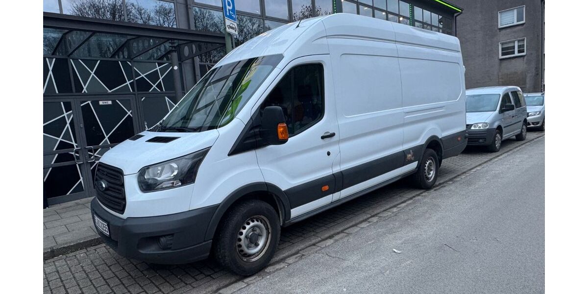 Ford Transit 124.000 km 12.500 &euro; Essen 45356
